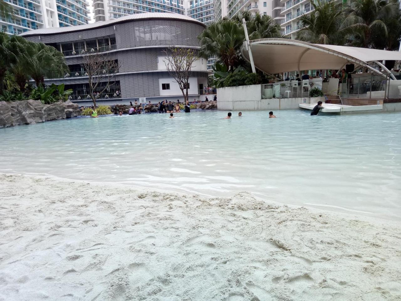 Azure Urban Resort Residences Manila Kültér fotó